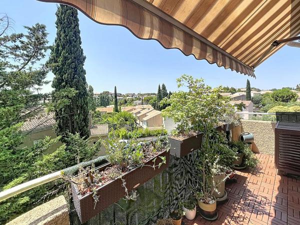 Appartement 3 pièces- AIX OUEST- DERNIER ETAGE- VUE DEGAGEE