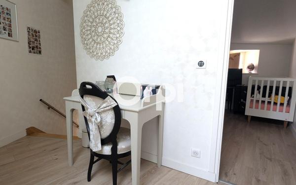 Maison à vendre    5 pièces •  Veyre-Monton