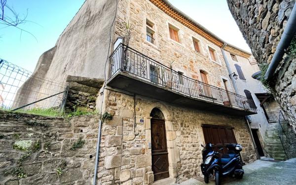 Maison à vendre    7 pièces •  Les Vans