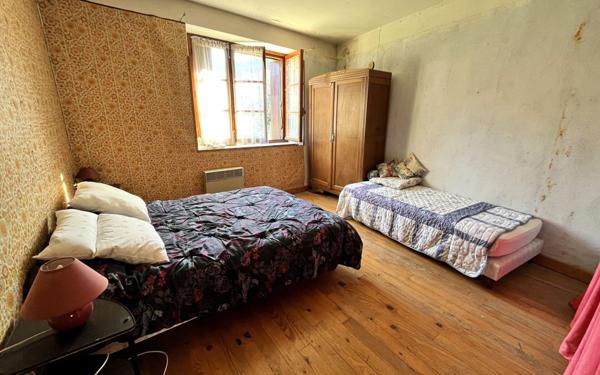 Maison à vendre    7 pièces •  Les Vans