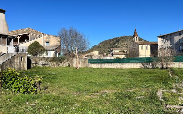 Maison à vendre    7 pièces •  Les Vans