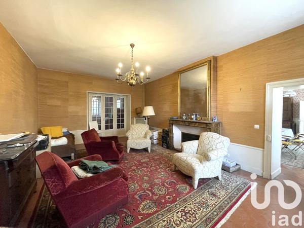 Maison 9 pièces de 210 m² à Cesson (77240)