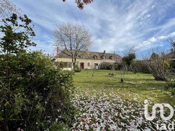 Maison 9 pièces de 210 m² à Cesson (77240)