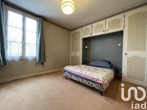 Maison 9 pièces de 210 m² à Cesson (77240)