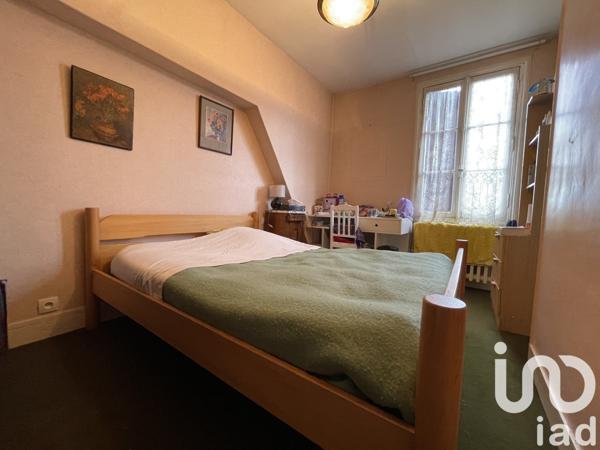 Maison 9 pièces de 210 m² à Cesson (77240)