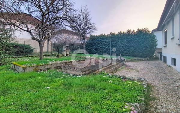 Maison à vendre    4 pièces •  Joinville