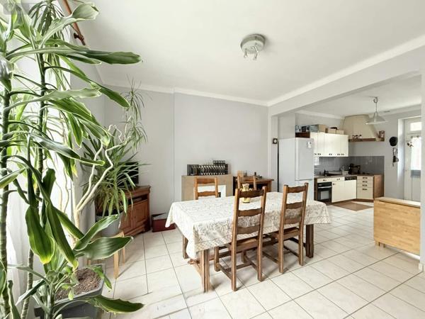 Appartement à vendre à Bruz en Ille-et-Vilaine (35170), ref : 007/2560MY