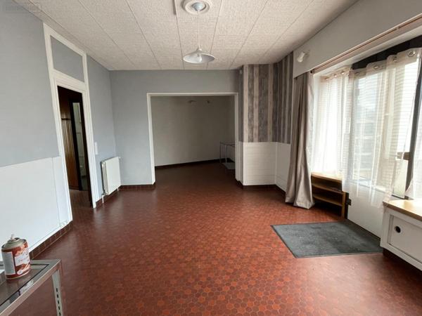 Maison de ville à louer à Le Neubourg dans l'Eure (27110), ref : sd-loclot