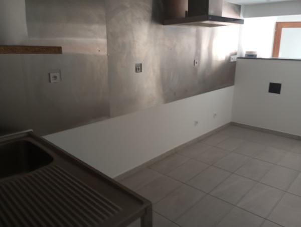 Yenne (73170) A LOUER LOCAL COMMERCIAL DE 27 M² TOUS COMMERCES