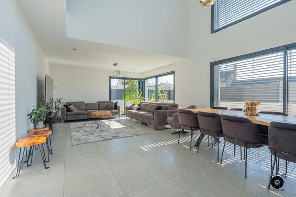 Maison Angers / Saint-Barthélemy-d'Anjou 202m2 de 7 pièces