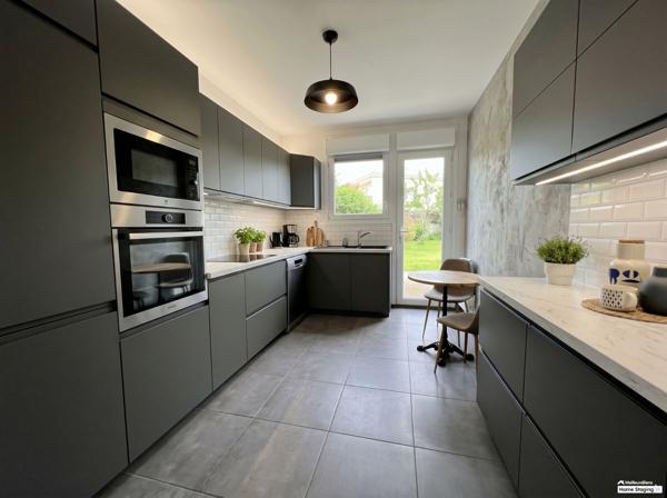 Maison 5 pièces de 111 m² à La Roche-sur-Yon avec 4 chambres - Saint André d'Ornay
