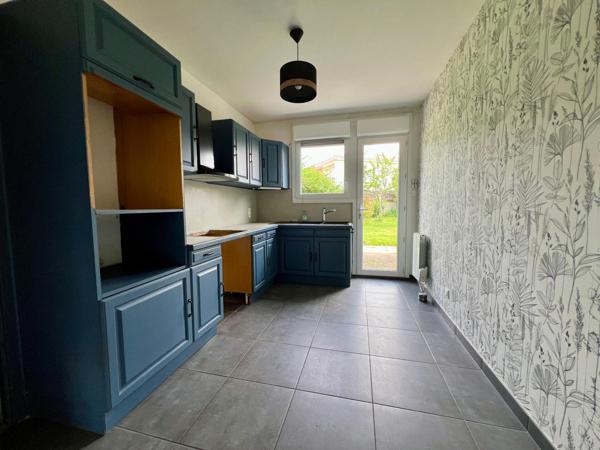 Maison 5 pièces de 111 m² à La Roche-sur-Yon avec 4 chambres - Saint André d'Ornay
