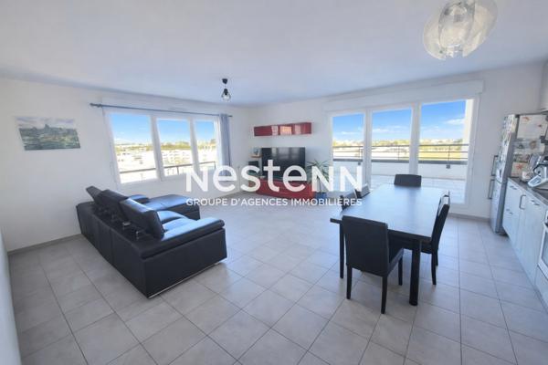 proche TRAMWAYS : MAGNIFIQUE T4 en toit terasse sans vis à vis