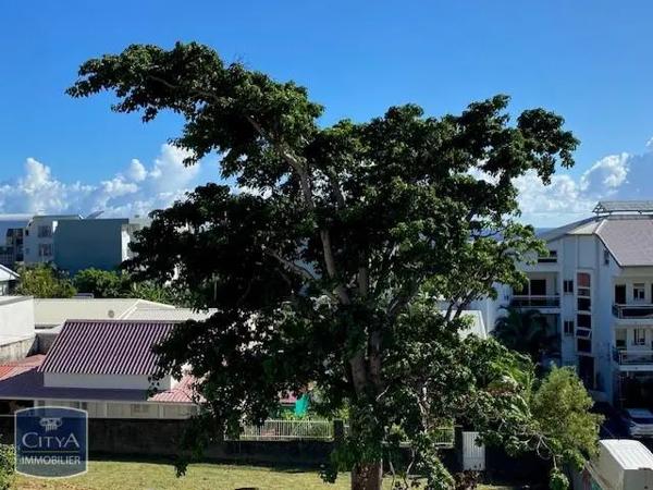 Appartement à vendre 3 pièces 64.81m² Saint-Denis (97490)