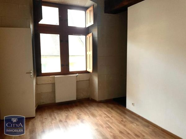 Appartement à louer 3 pièces 90m² Chinon (37500)