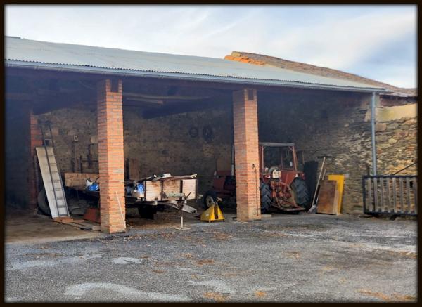 Saillagouse (66800) MAGNIFIQUE CORPS DE FERME