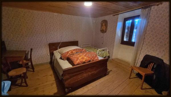 Saillagouse (66800) MAGNIFIQUE CORPS DE FERME