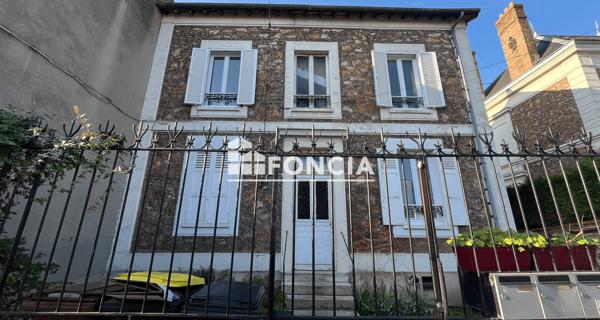Location Appartement 3 pièces 51.66 m² - Corbeil-essonnes 91100