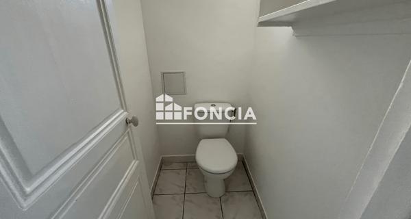 Location Appartement 3 pièces 51.66 m² - Corbeil-essonnes 91100