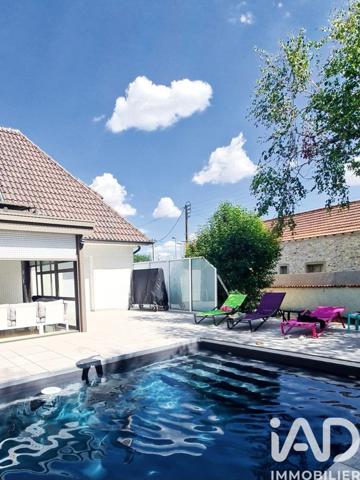 Maison à vendre 6 pièces 235 m² Combs-la-Ville