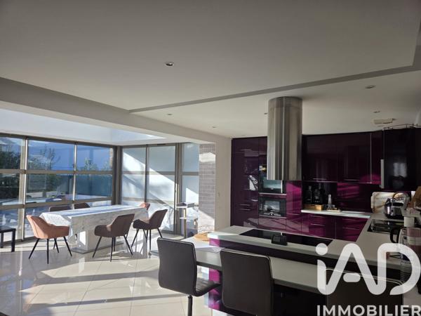 Maison à vendre 6 pièces 235 m² Combs-la-Ville