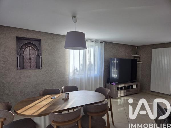 Maison à vendre 6 pièces 235 m² Combs-la-Ville