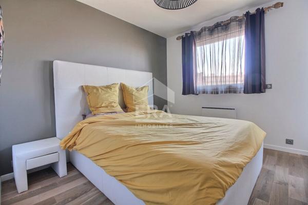 Appartement 4P au pied des métros de la Mairie