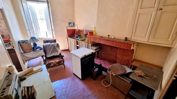 Salernes (83690) - Maison de village - Investissement locatif