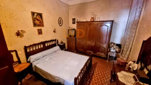 Salernes (83690) - Maison de village - Investissement locatif