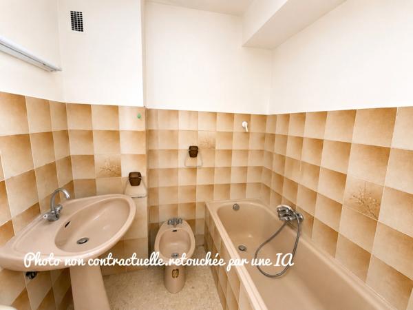 Appartement à vendre 1 pièces ANTIBES (06)