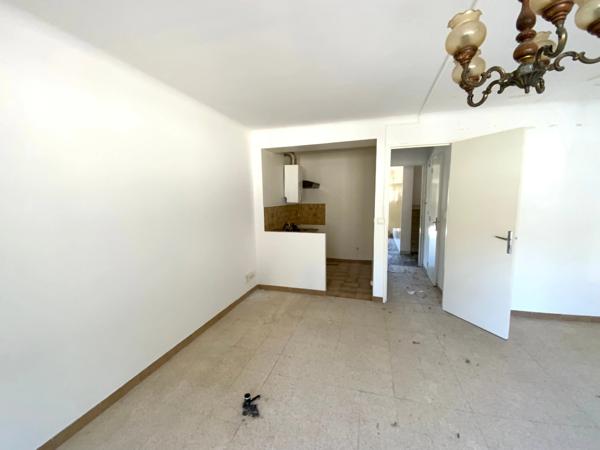 Appartement à vendre 1 pièces ANTIBES (06)