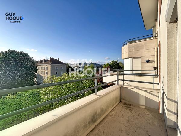 Appartement 5 min Gare ERMONT EAUBONNE- 50.85m² avec 1 chambre- une place de parking + cave et Balcon!