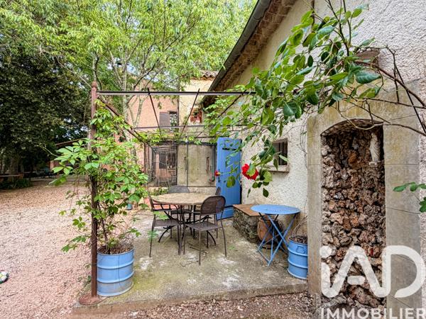Maison à vendre 9 pièces 300 m² Cotignac