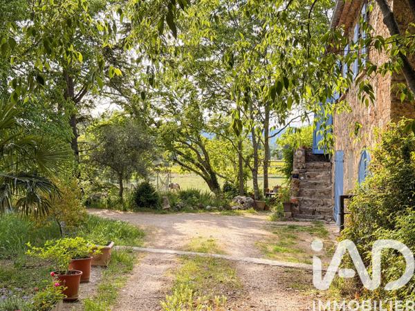 Maison à vendre 9 pièces 300 m² Cotignac