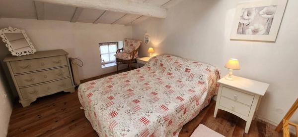 Maison de village en parfait état et caractère