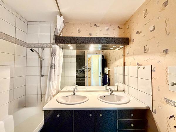Appartement RENNES - T4 - LANDRY-  2 BALCONS - LUMINEUX- CALME - GARAGE