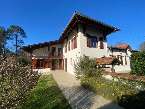 Maison Prechacq Les Bains 6 pièce(s) 192 m2 , Prechacq les bains