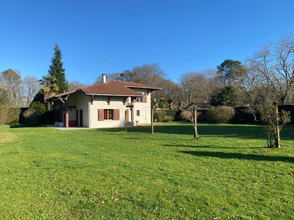 Maison Prechacq Les Bains 6 pièce(s) 192 m2 , Prechacq les bains