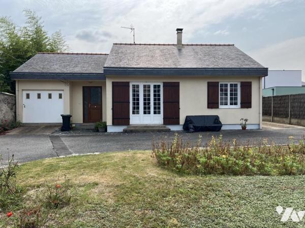 SAINT-ETIENNE-DE-MONTLUC - plain-pied d'env. 75m², 2 CH, garage, terrain de 1.125m²