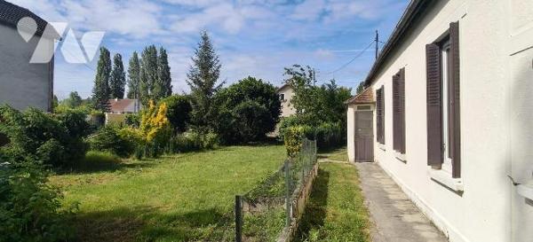 MASON A VENDRE AVEC ETANG PRIVE - au coeur de Troyes (10000) dans l'Aube (10)

- Maison des a...