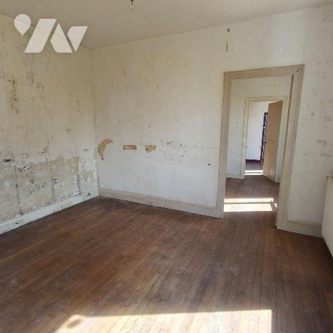 MASON A VENDRE AVEC ETANG PRIVE - au coeur de Troyes (10000) dans l'Aube (10)

- Maison des a...