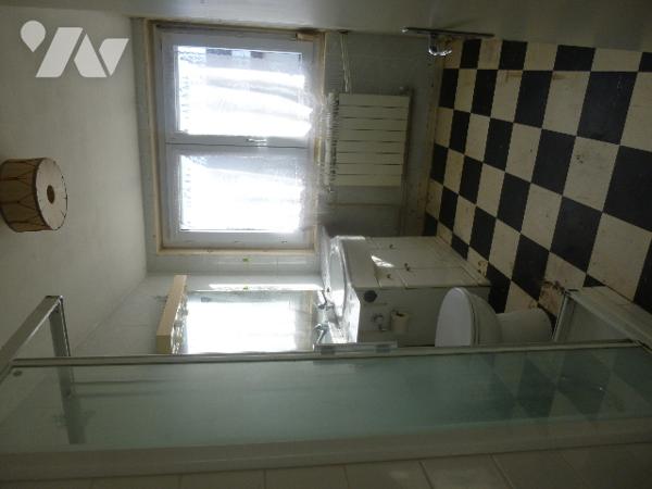 A Cosne-Cours-sur-Loire dans la Nièvre (58), dans un quartier calme et résidentiel,