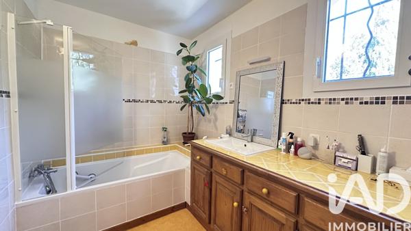 Maison à vendre 9 pièces 203 m² Souvignargues