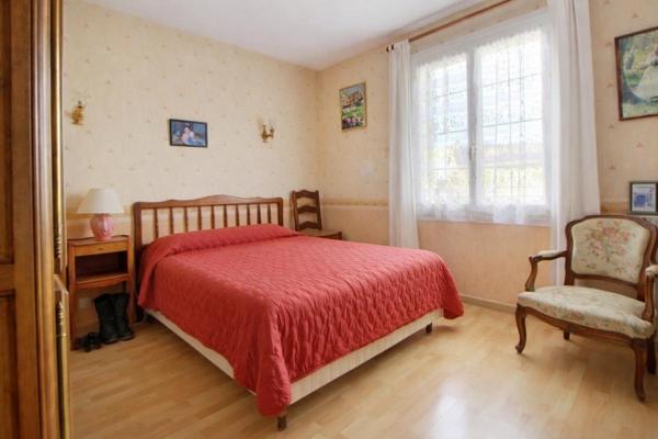 Maison sur sous sol à Chateaudun 141 m2