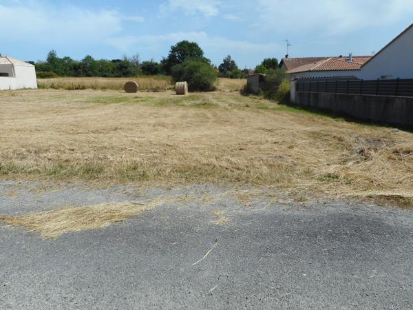 Saint-Michel-Chef-Chef : terrain à bâtir à acheter 468 m²