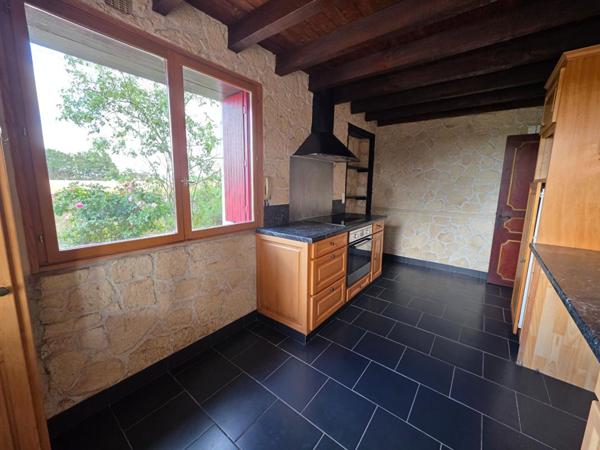 Maison Loches 5 pièce(s) 138 m2