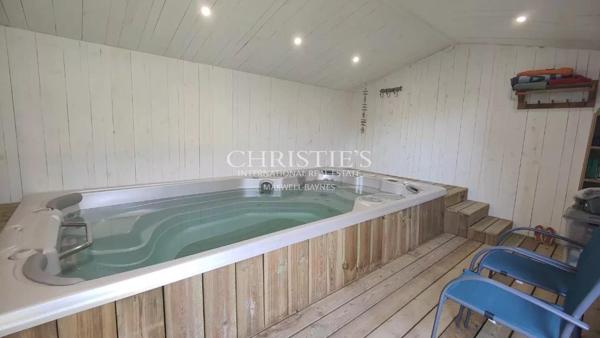 LA GENETTE – maison rénovée 4 chambres avec spa annexe jardin et garage