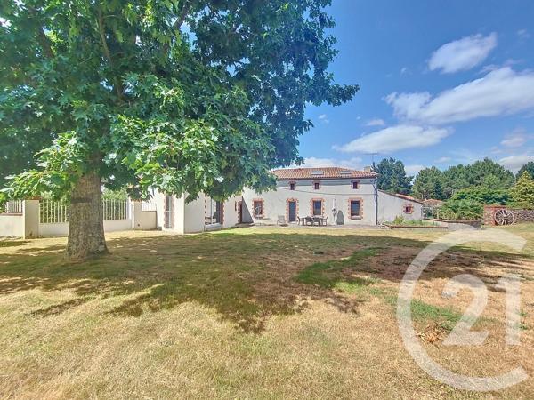 Maison à vendre  7 pièces - 130 m 2   CHOLET  - 49