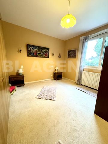 🏡 À vendre – Grande maison familiale de 187 m² avec dépendances et vaste terrain à Reynies (82370)