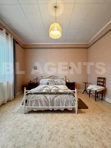 🏡 À vendre – Grande maison familiale de 187 m² avec dépendances et vaste terrain à Reynies (82370)